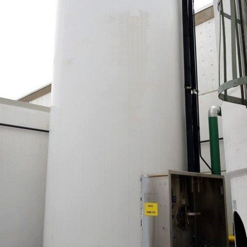 10,000 Gallon Mueller 316 S/S Vertical Jacketed Prop Agitated Silo Storage Tank