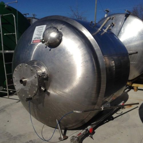 1,500 Gallon Cherry Burrell S/S Vertical Jacketed Pressure Tank