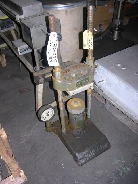 Carver Model C 12 Ton Compression Bench Top Press