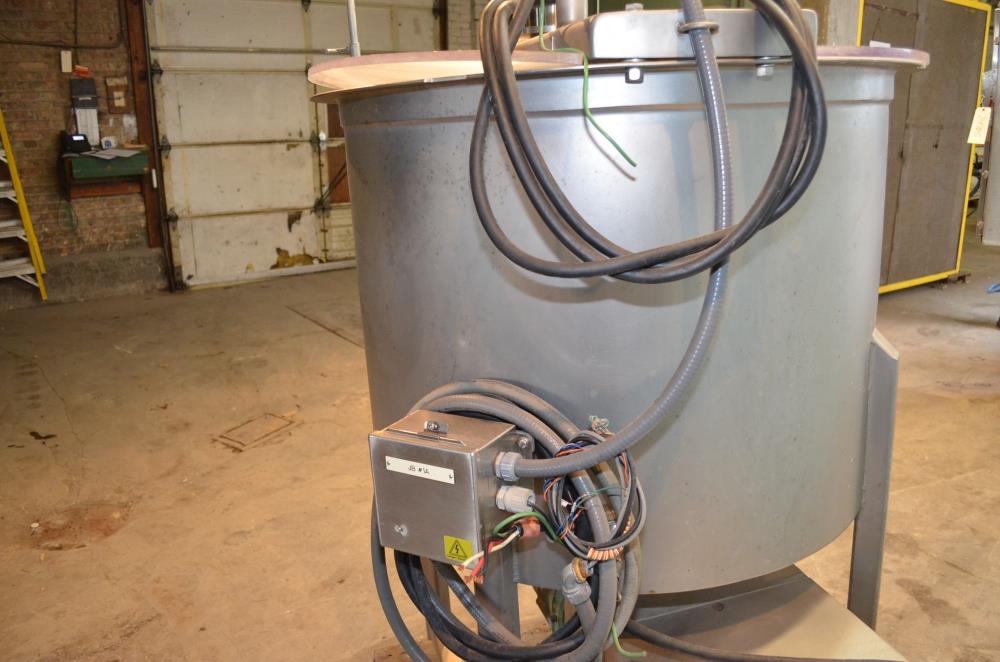150 Gallon Cozzini Prop Agitated Suspension Mixing Tank with 5 hp PD pump Discharge