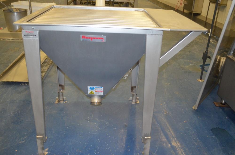Flexicon Flexible Screw Conveyor with Approx 13 ft Discharge Height