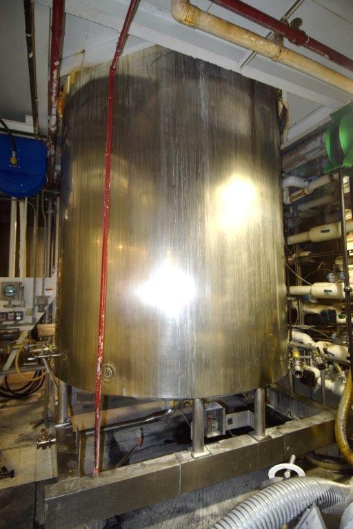 4,500 Gallon Cherry Burrell 316 S/S Vertical Jacketed Agitated Tank