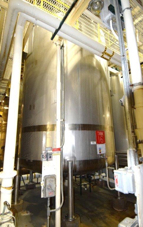 8,000 Gallon Northland Vertical 316L S/S Jacketed Agitated Tank