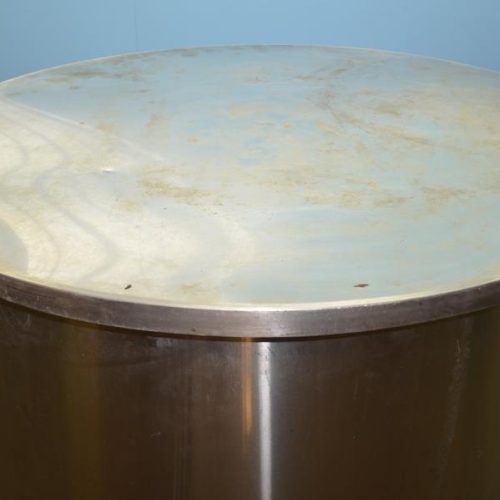 700 Gallon S/S Vertical Single Wall Insulated Tank.
