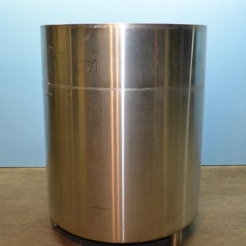 700 Gallon S/S Vertical Single Wall Insulated Tank