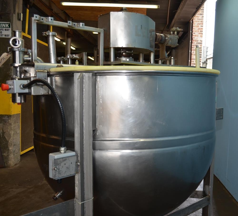 300 Gallon Lee S/S Jacketed Sweep Scrape Hydraulically Driven Agitated Kettle