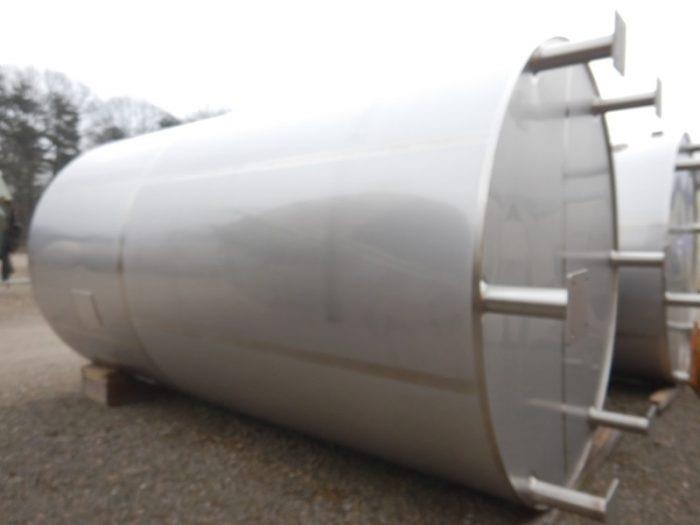 6,500 Gallon Membrane Process & Controls S/S Vertical Insulated Propagation Tank