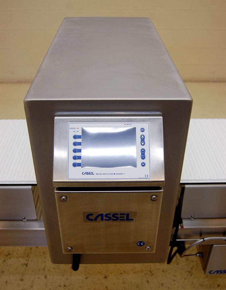 Cassel Metalshark2  19 11/16 in W x 10 7/8 in H Aperture S/S Metal Detector