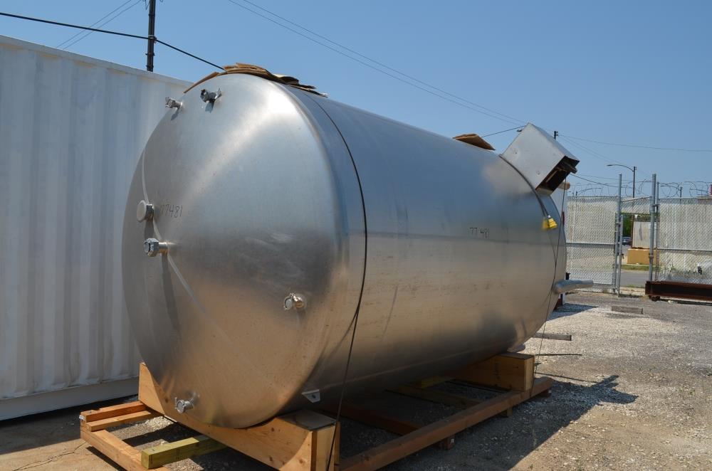 3,000 Gallon Cherry Burrell Vertical S/S Single Wall Agitated Tank