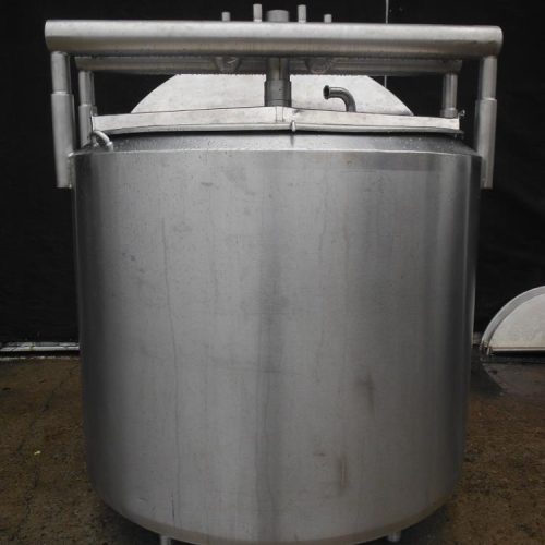 300 Gallon APV Crepaco Vertical S/S Jacketed Sweep Agitated Pressure Tank