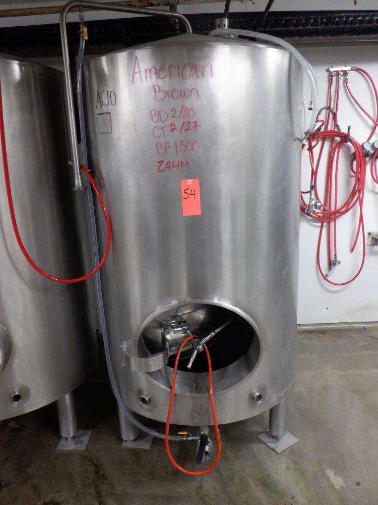 8.5 BBL Cote Manufacturing Vertical S/S Jacketed Brite Tank