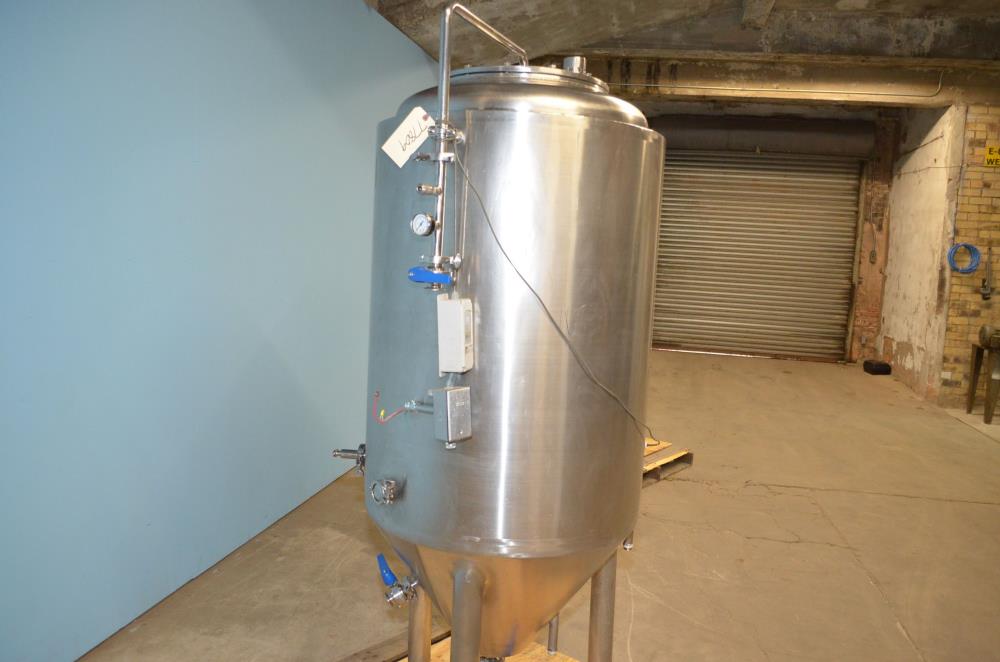 3.5 BBL Capacity Allied Beverage Vertical S/S Jacketed Fermenter Tank
