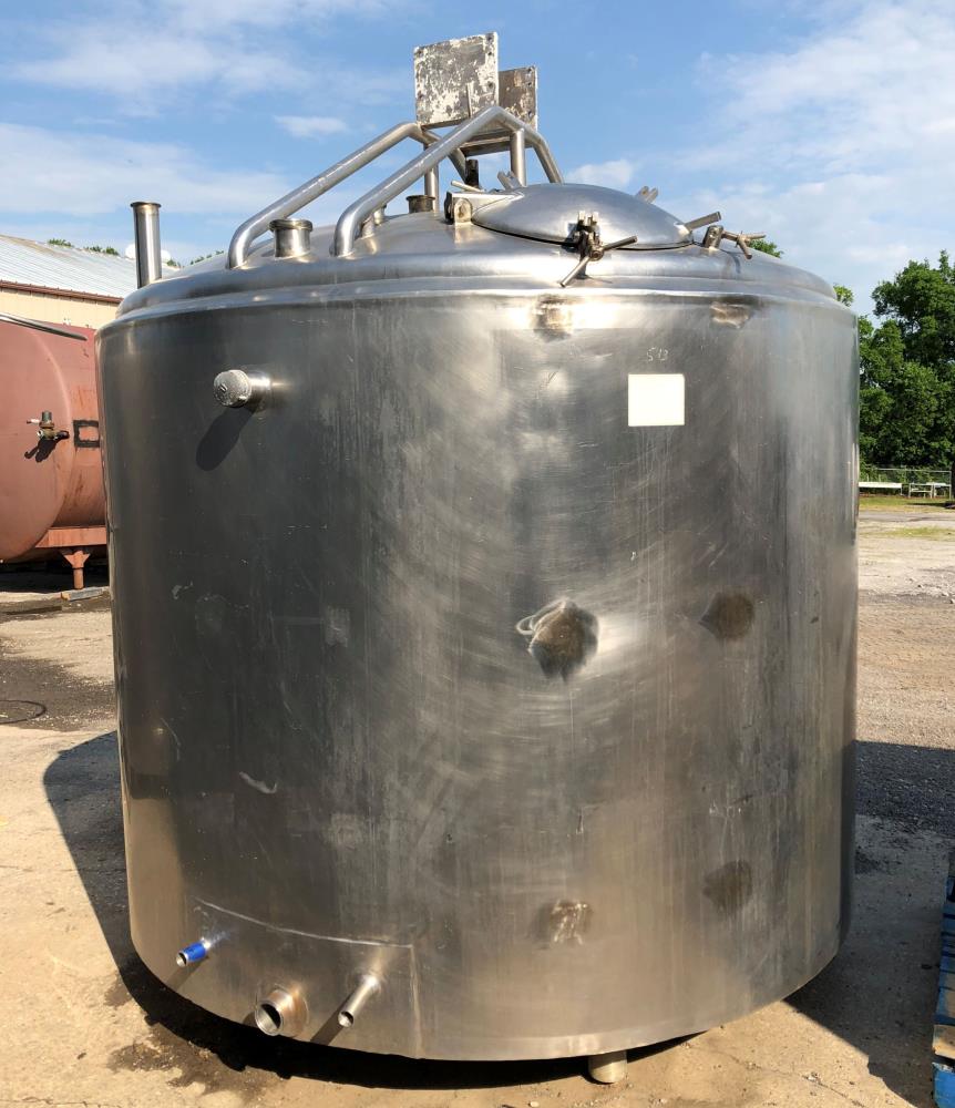 1,000 Gallon Mueller Model PCP S/S Vertical Jacketed Tank with Bottom Sweep Agitation