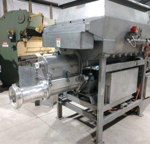 Weiler Model 878 S/S Mixer Grinder with 2,000 Pound Capacity Agitated Hopper