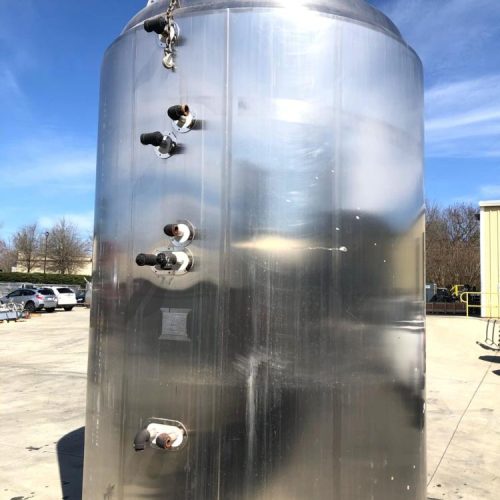 2,500 Gallon Feldmeier S/S Vertical Jacketed Vacuum Tank with Agitation