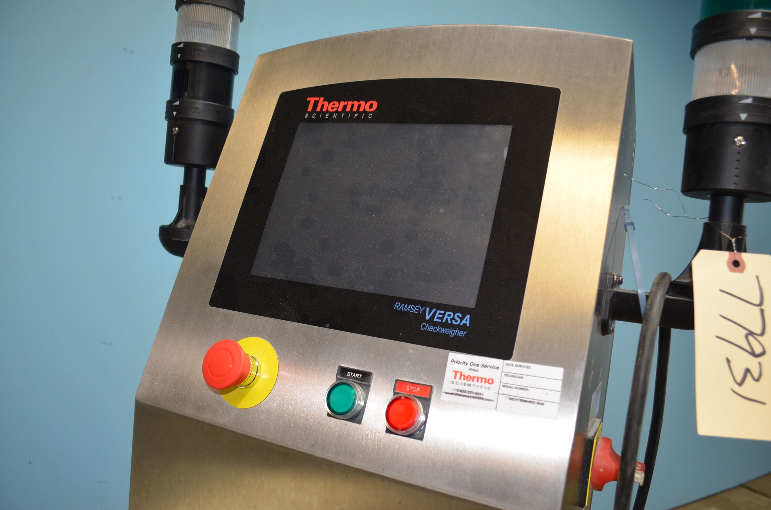 Thermo Scientific Model Versa8120 S/S Two Lane Chain Checkweigher