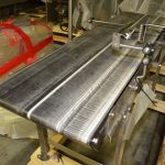 Dorner 18 in W x 64 in L Straight Flat Rubber Belt Conveyor