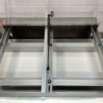 Awema 5 ft L x 17 in W S/S Vibrating Conveyor For Chocolate Molds